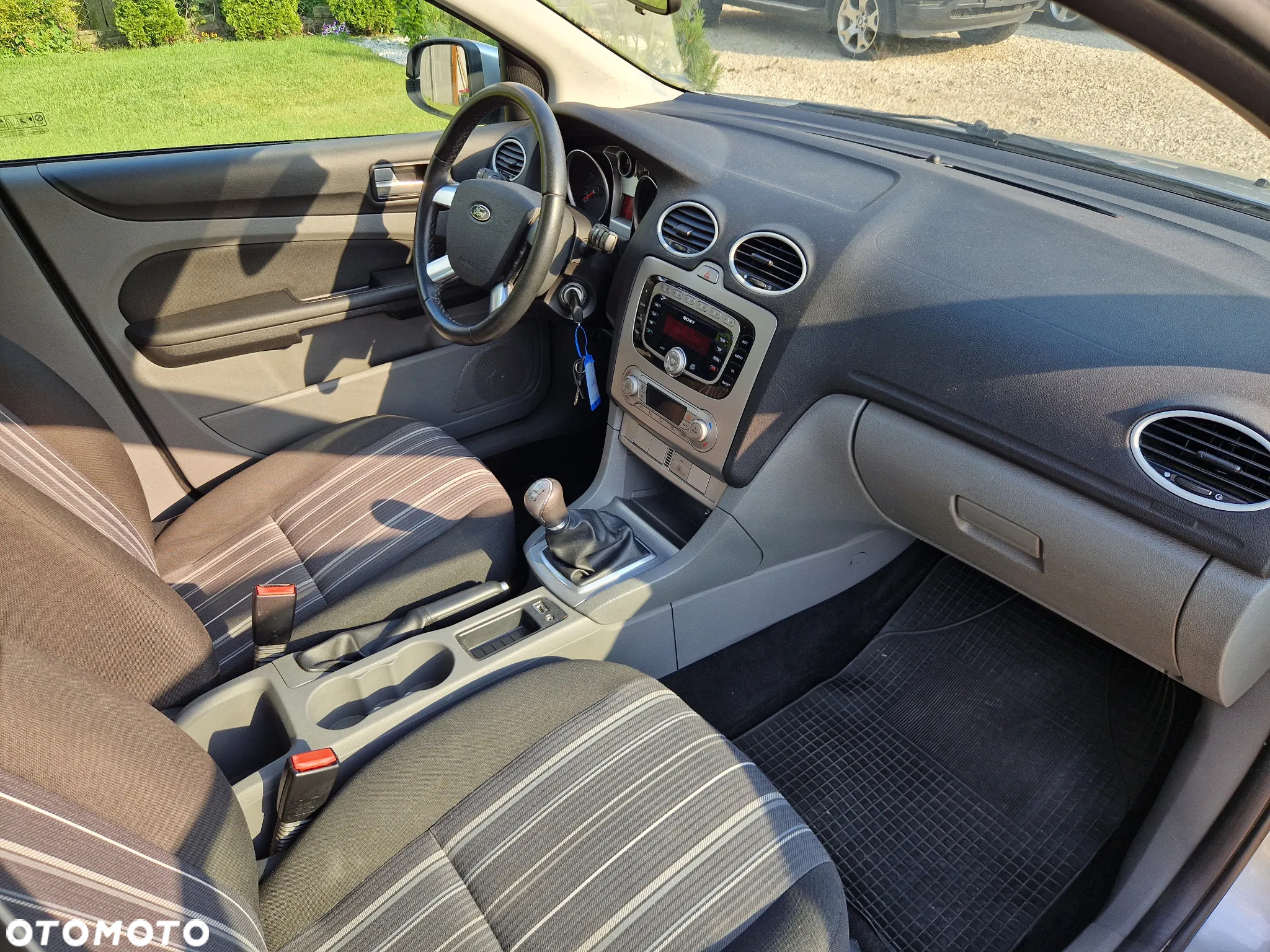 Ford Focus 1.6 16V Titanium - 33
