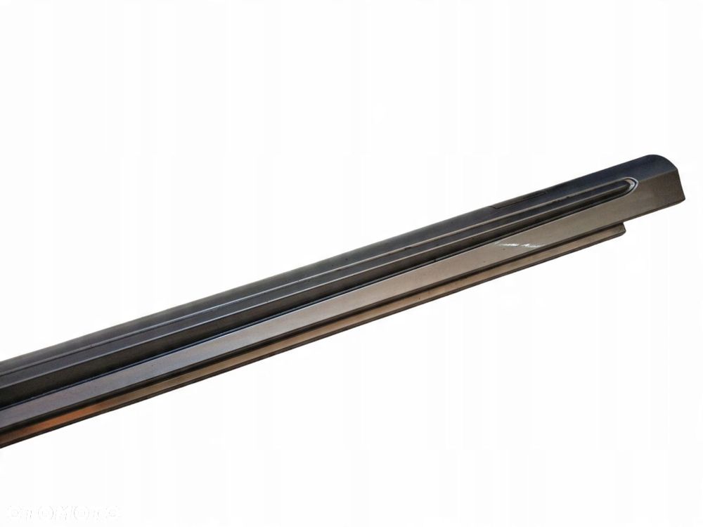 LISTWA PROGOWA LEWA MERCEDES A W176 LIFT (2015-2018) 1.6 CGI 102KM AMG - 2