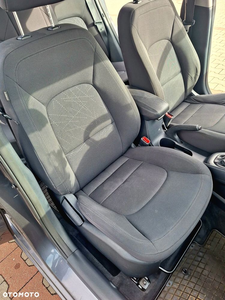 Kia Rio 1.4 M (klm) - 9