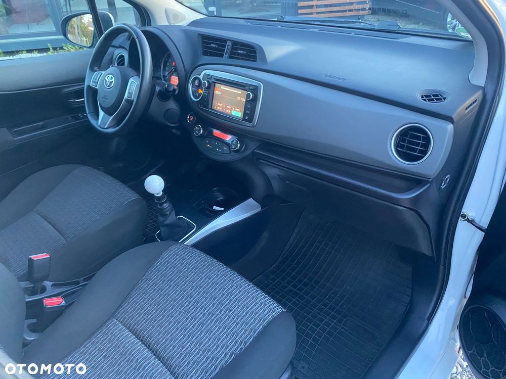 Toyota Yaris 1.33 VVT-i Edition 2014 - 27