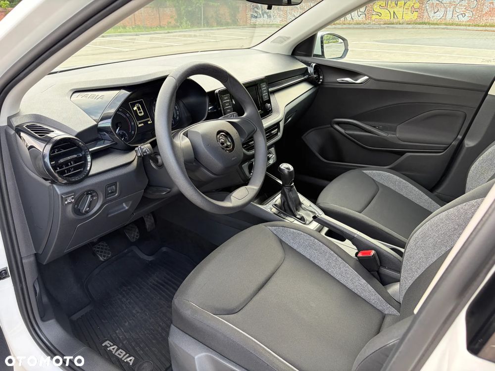 Skoda Fabia 1.0 Active - 9