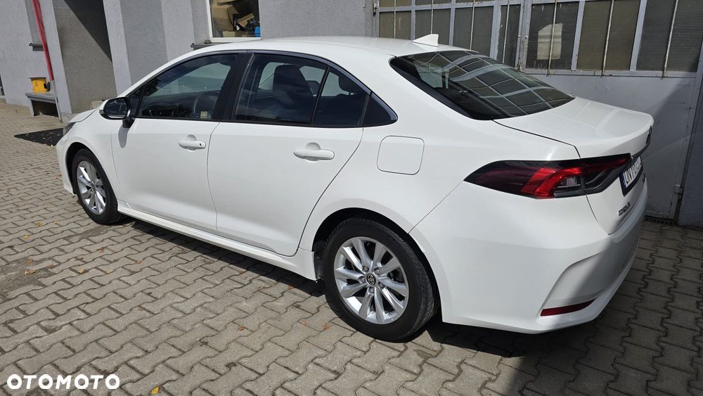 Toyota Corolla 1.8 Hybrid Active - 28