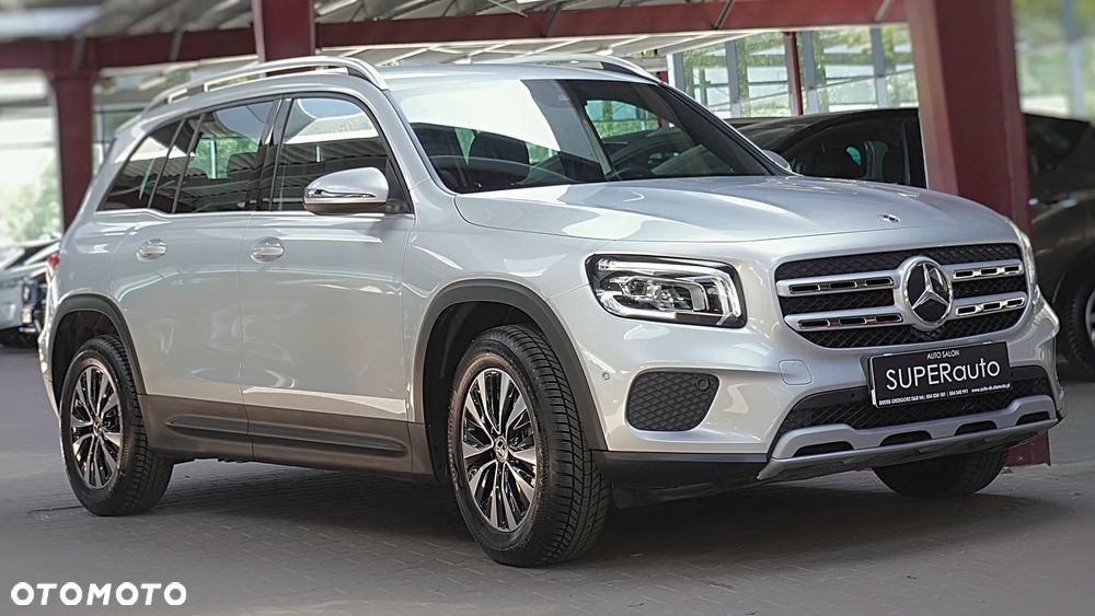 Mercedes-Benz GLB 200 7G-DCT - 2
