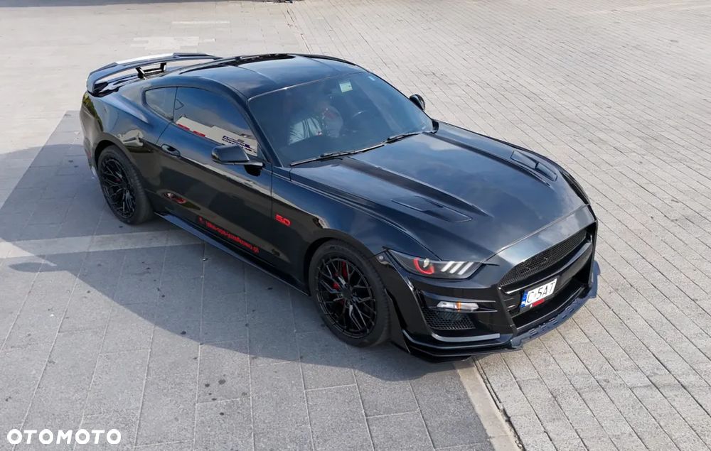 Ford Mustang - 3