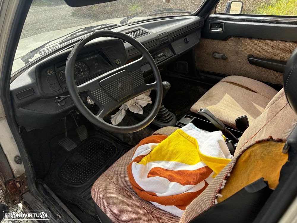 Peugeot 504 Break - 10