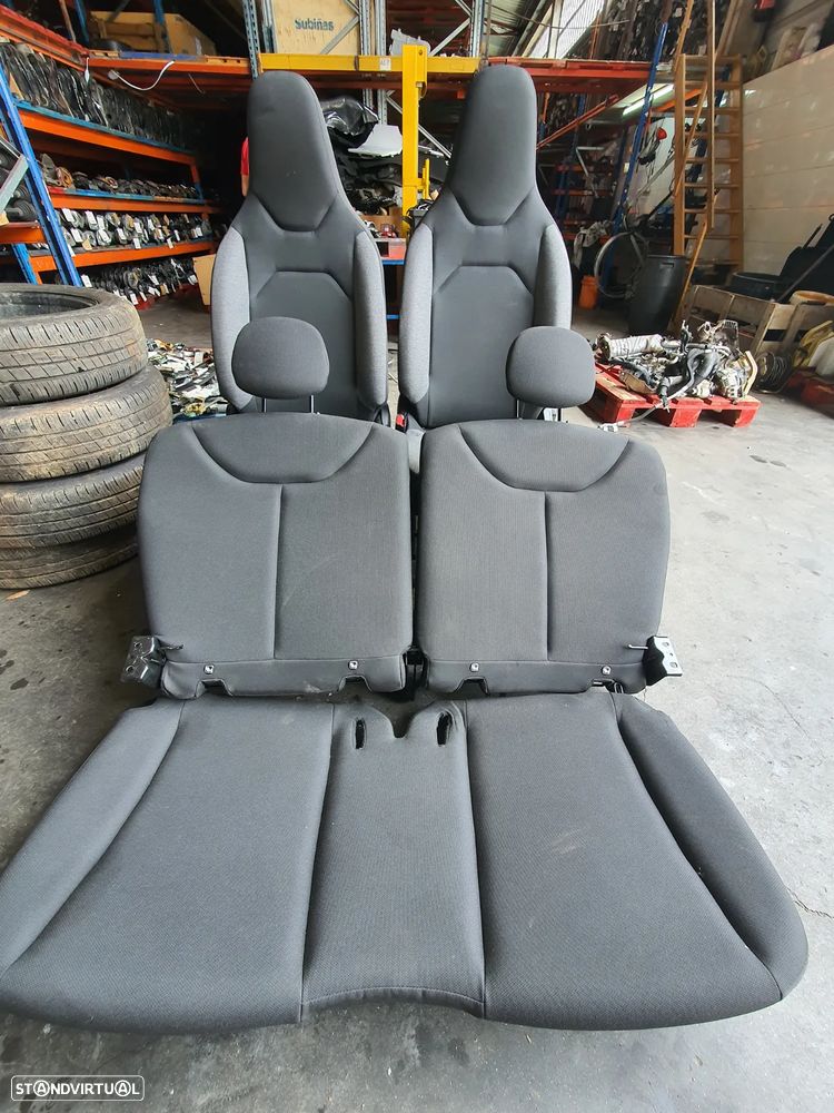 CONJUNTO BANCOS TOYOTA AYGO X 2022 - 1