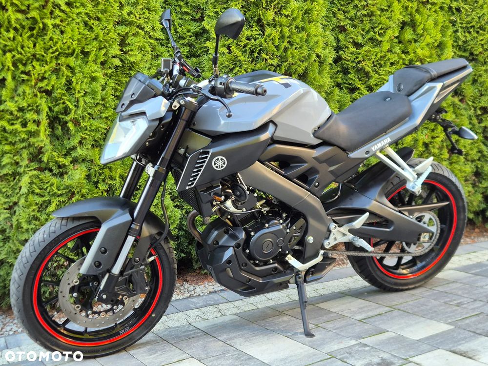 Yamaha MT - 7