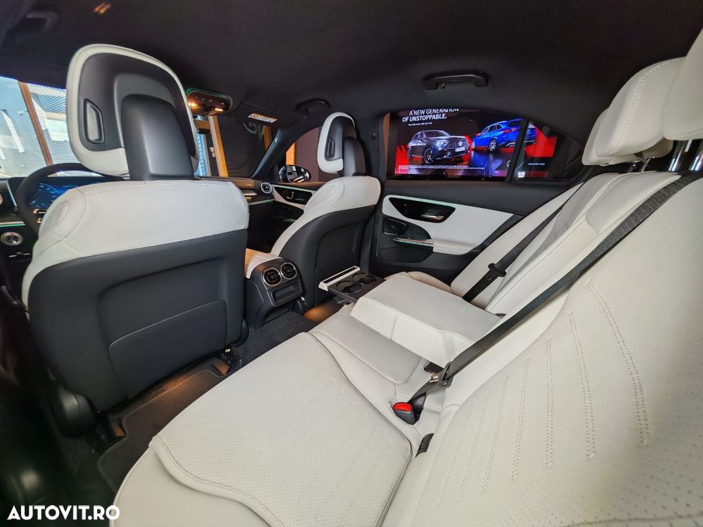 Mercedes-Benz C 300 e 4MATIC PHEV - 9