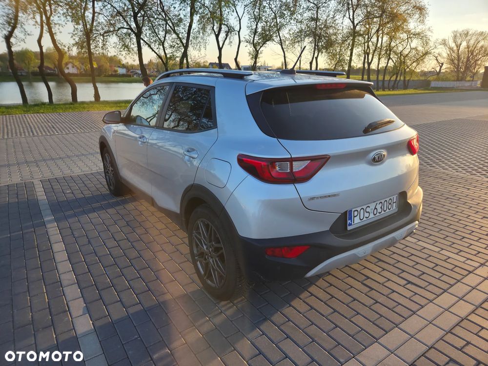 Kia Stonic - 5