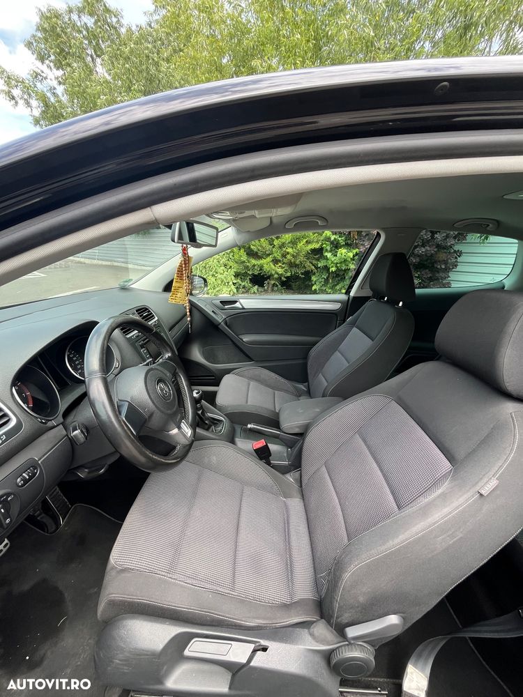 VOLKSWAGEN Golf 2010 — imagine 13