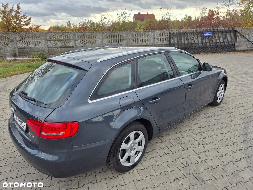Audi A4 Avant - 9