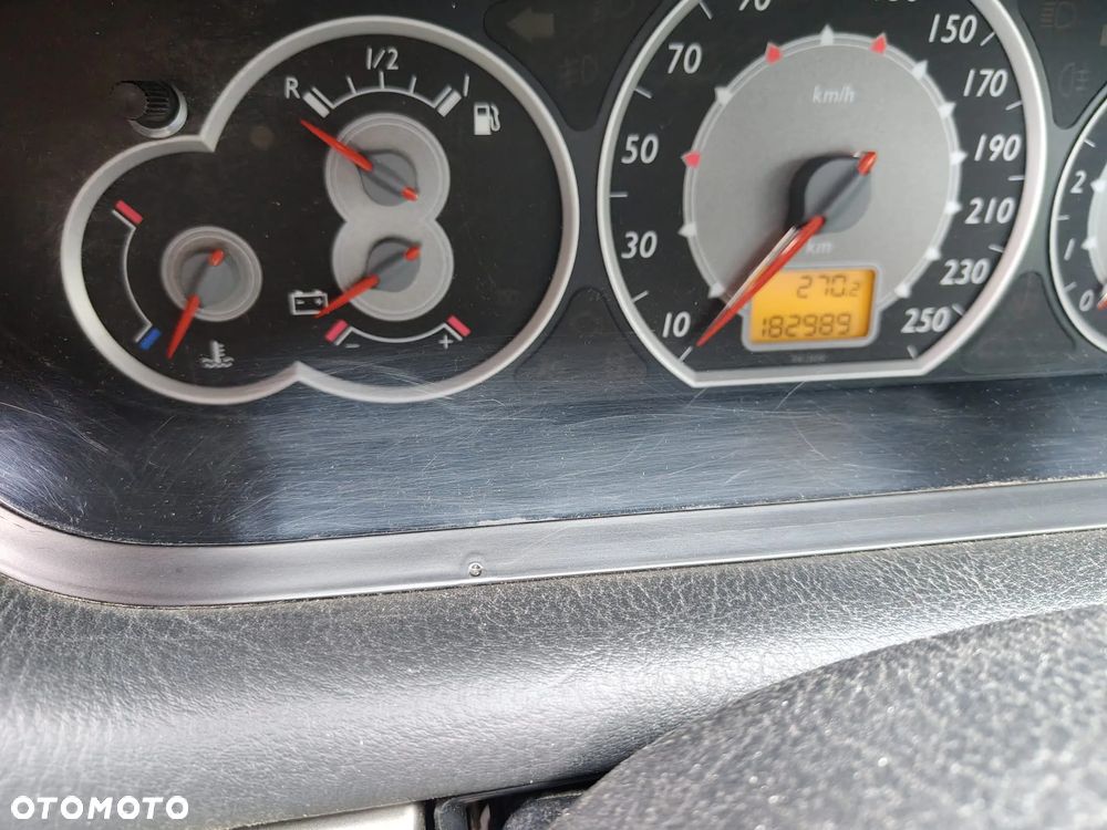 Citroën C5 1.8i 16V SX - 11