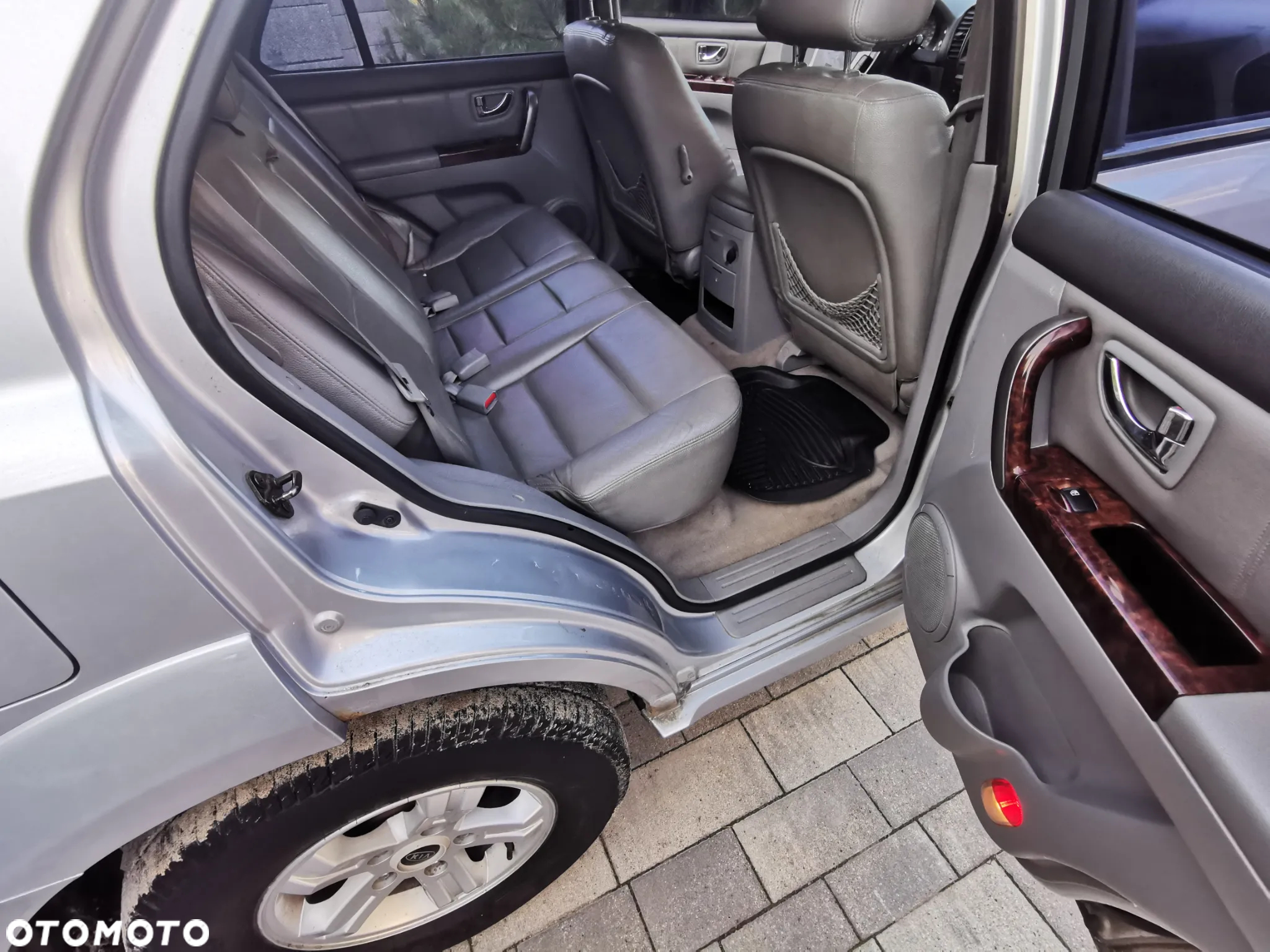Kia Sorento 2.5 CRDi (tem) / Freedom - 19