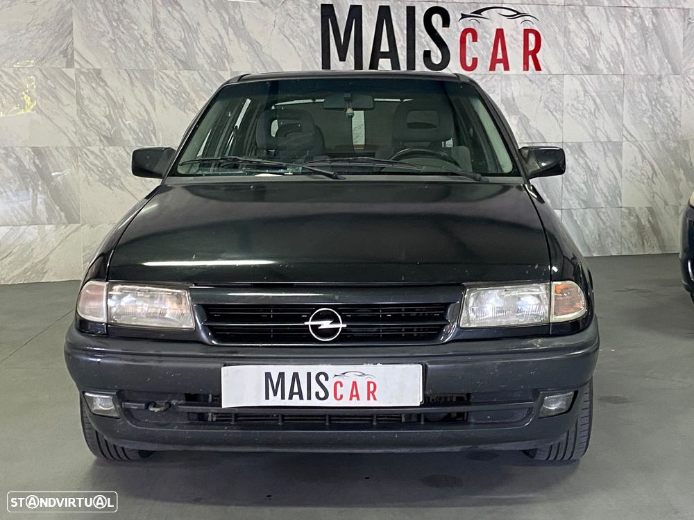 Opel Astra - 3
