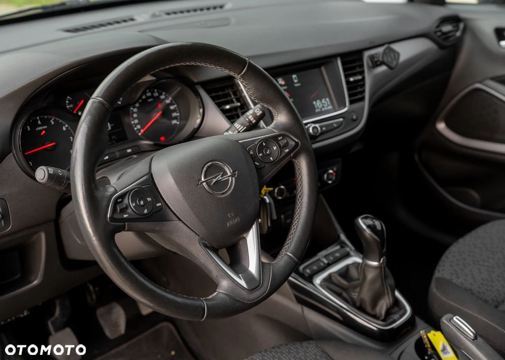 Opel Crossland X - 8