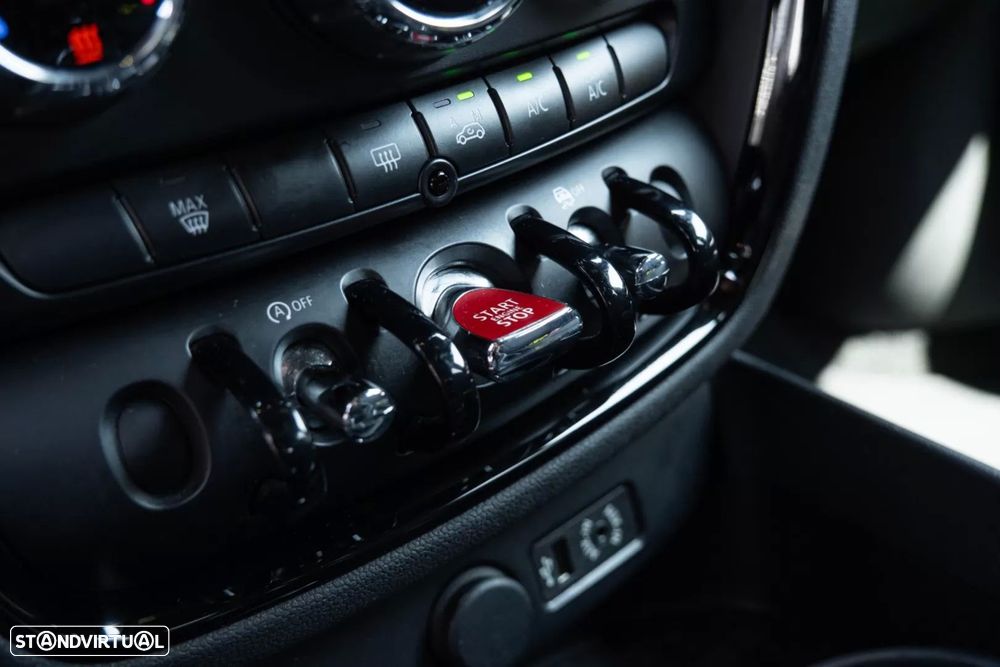 MINI Clubman One D - 15