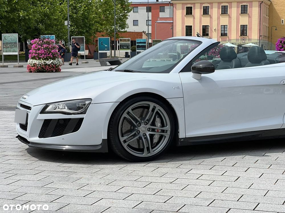 Audi R8 5.2 Quattro S tronic - 2