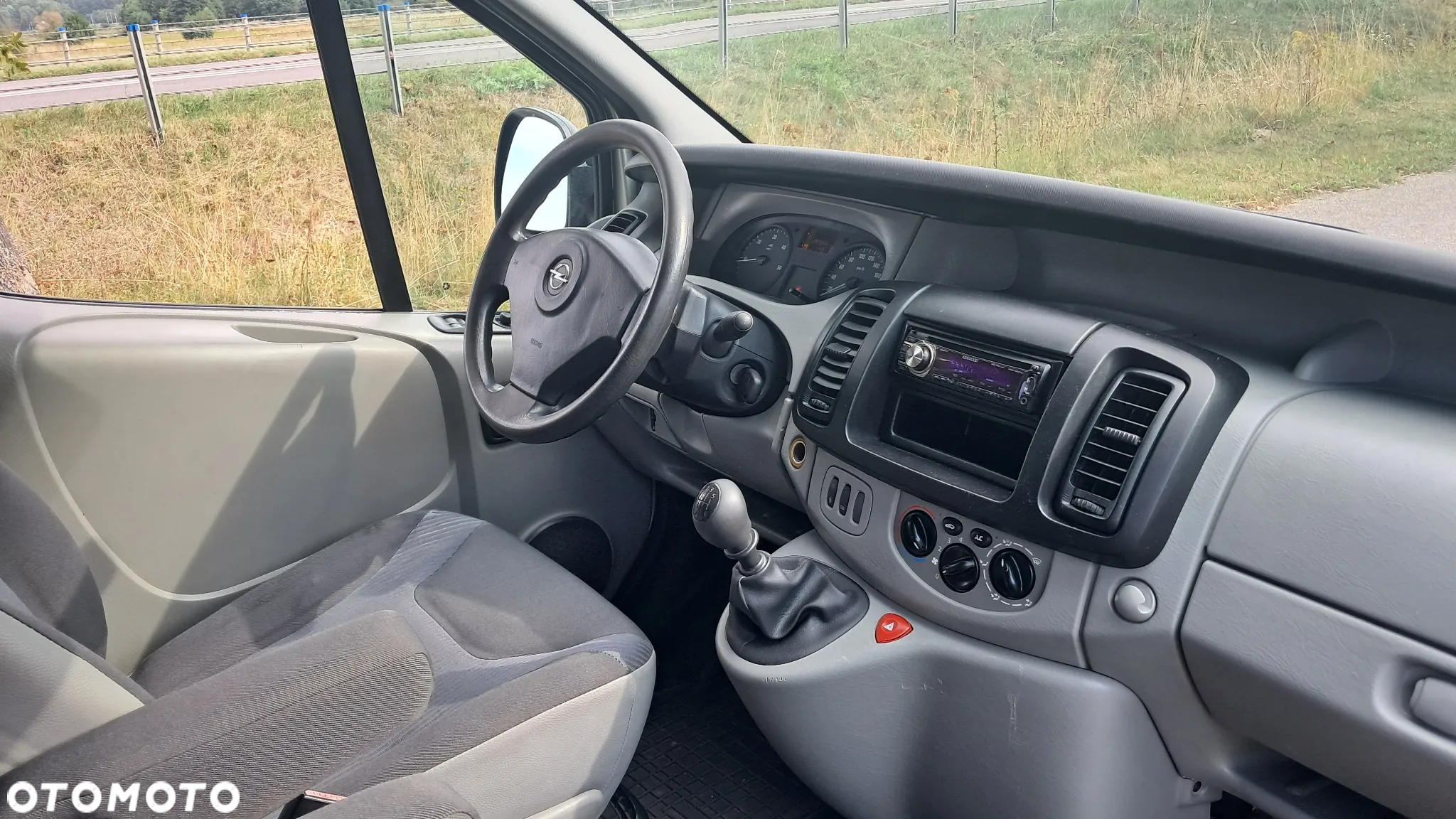 Opel Vivaro 2.0 CDTI L1H1 - 11