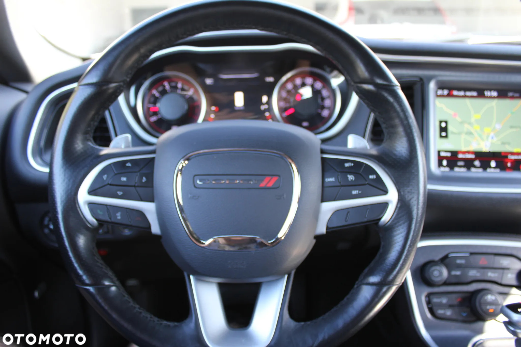 Dodge Challenger 6.4 Scat Pack - 15