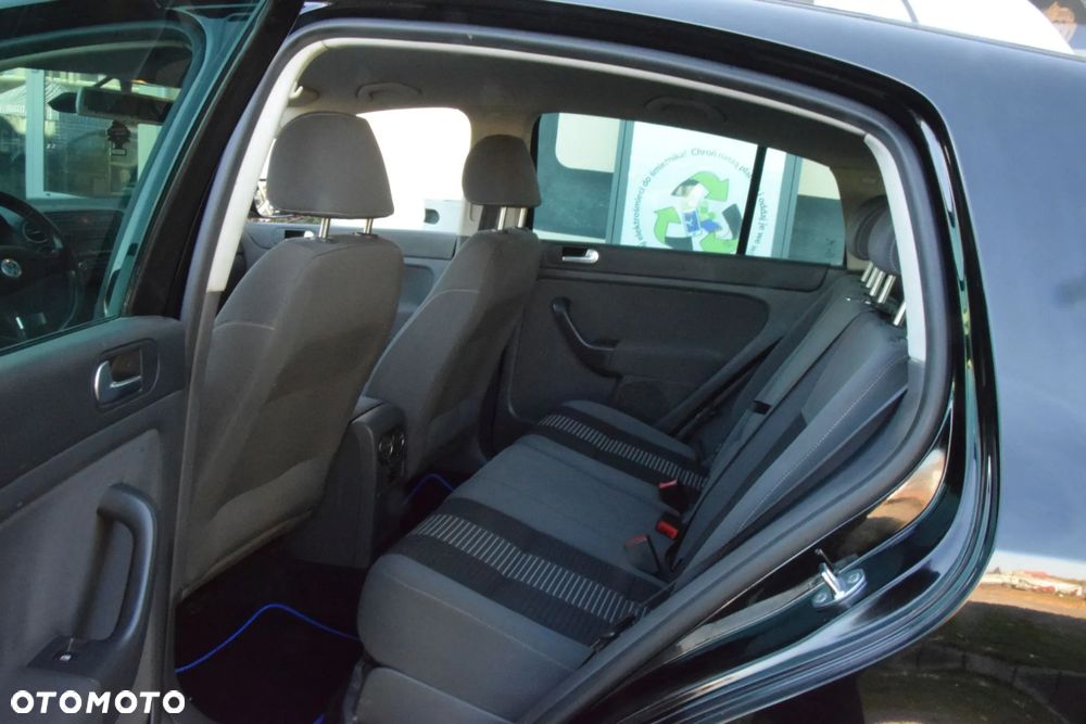 Volkswagen Golf Plus - 20
