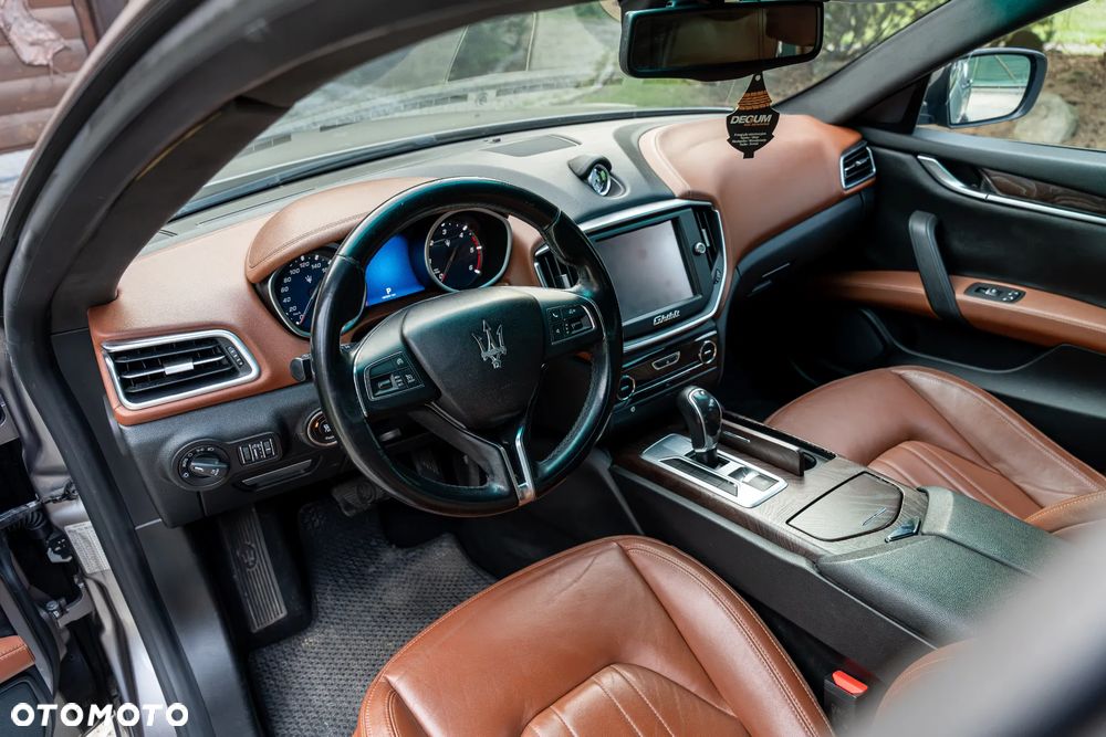 Maserati Ghibli GranSport - 24