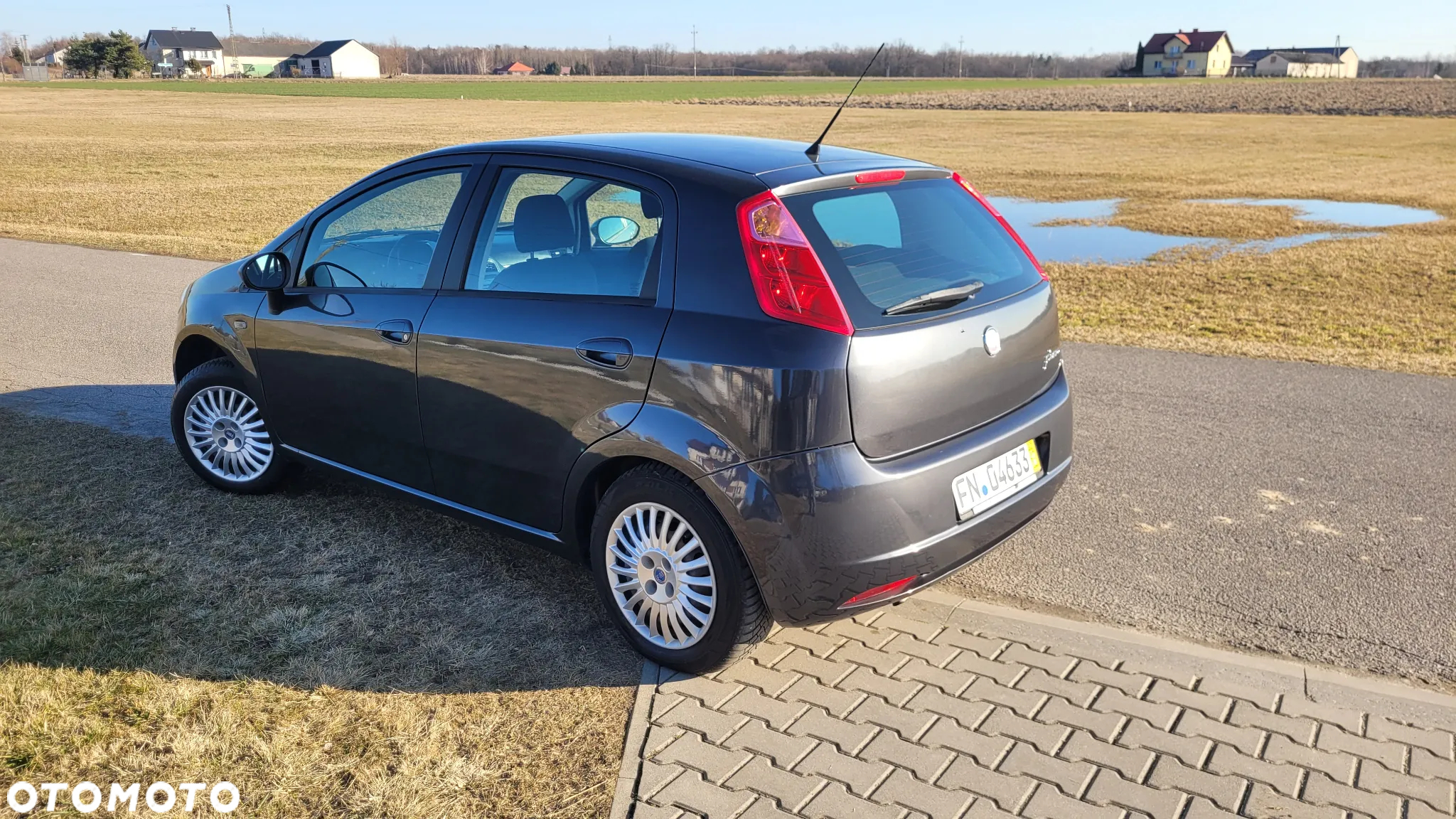 Fiat Grande Punto - 16
