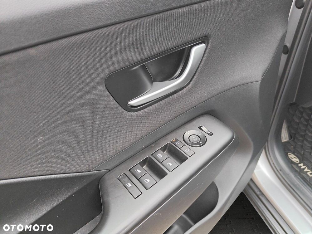 Hyundai Kona 1.6 T-GDI Executive DCT - 11