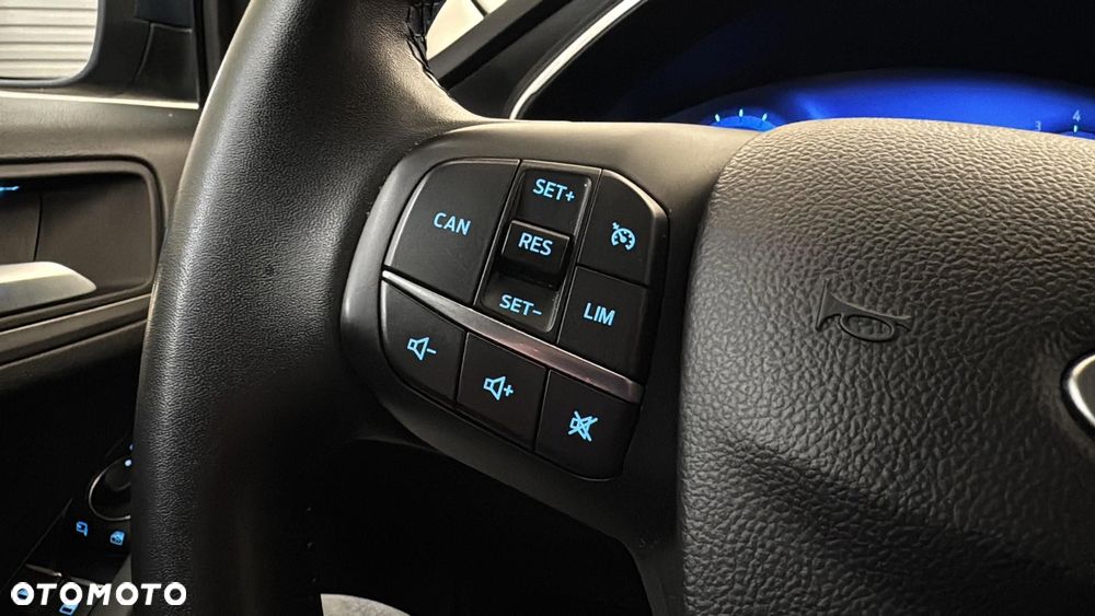 Ford Focus 1.0 EcoBoost mHEV Titanium X - 30