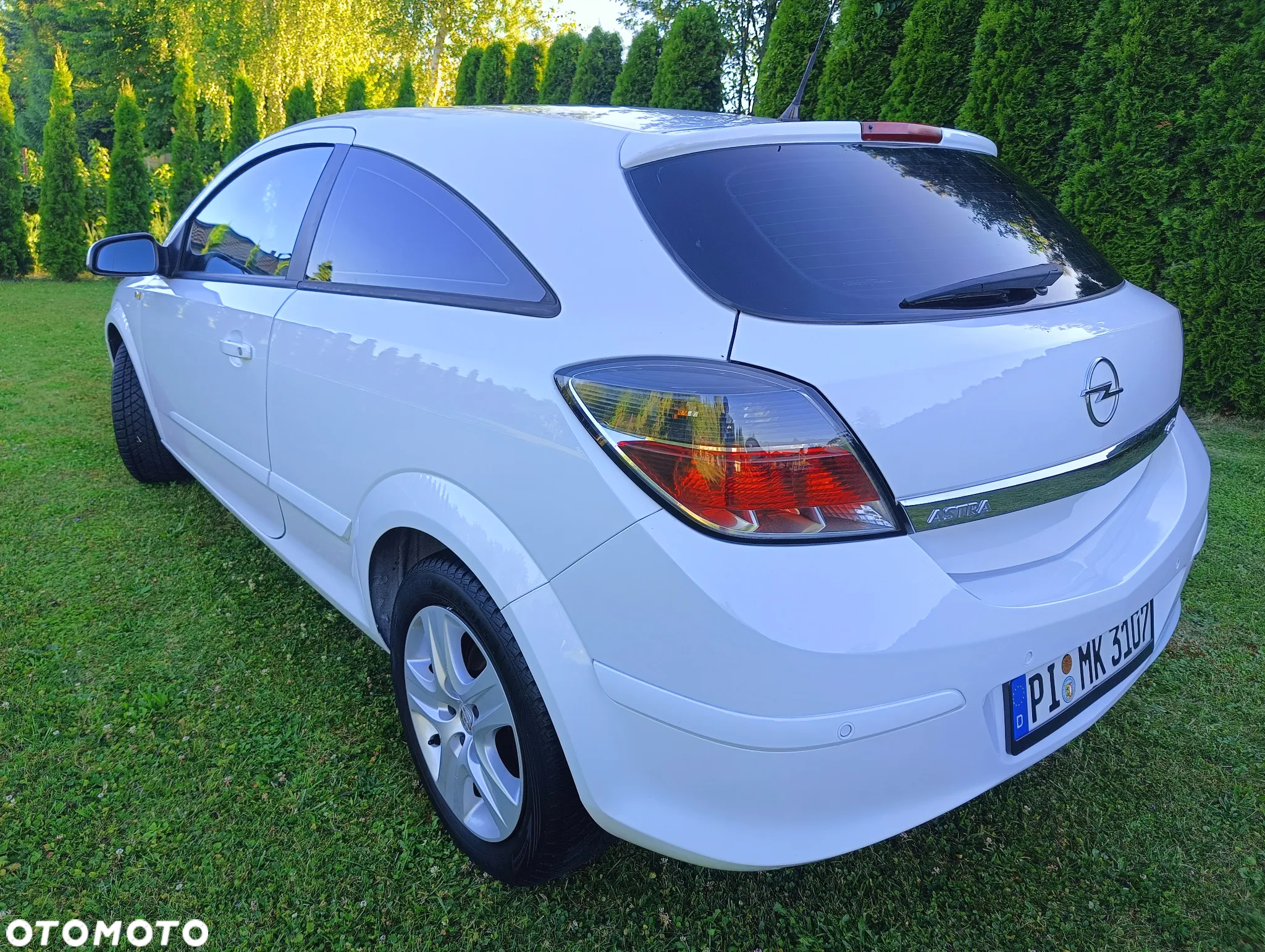 Opel Astra GTC 1.6 Easytronic Edition - 5