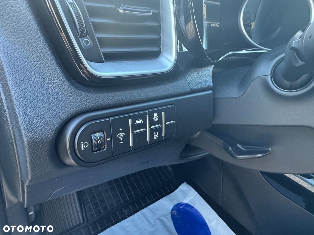 Kia Ceed - 25