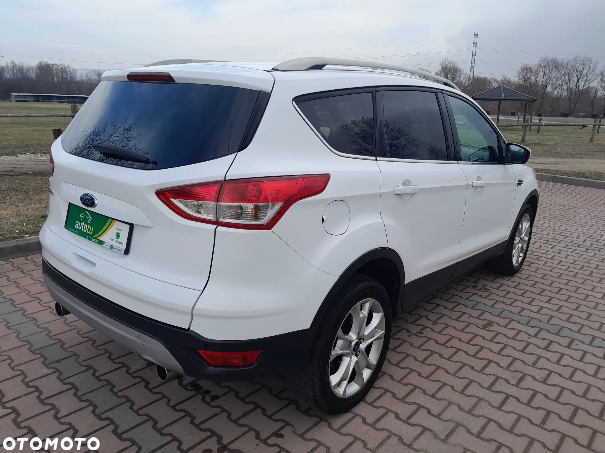Ford Kuga 2.0 TDCi 4x4 Business Edition - 4