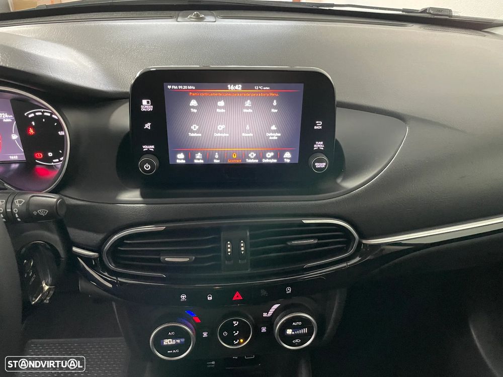 Fiat Tipo 1.3 MultiJet City Life — fotografia 9