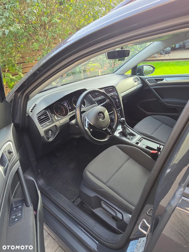 Volkswagen Golf 1.0 TSI Trendline - 4