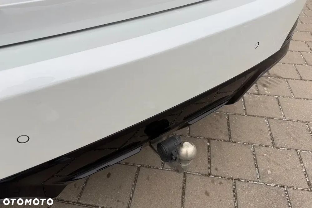 BMW i4 83.9kWh eDrive 40 M Sport - 24
