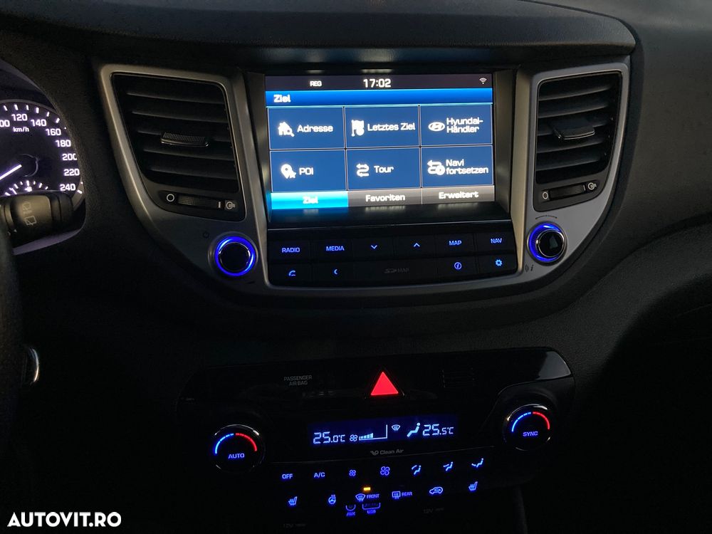 Hyundai Tucson 2.0 CRDI 4WD Premium - 26