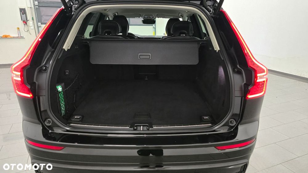 Volvo XC 60 B4 D AWD Ultimate Dark - 9