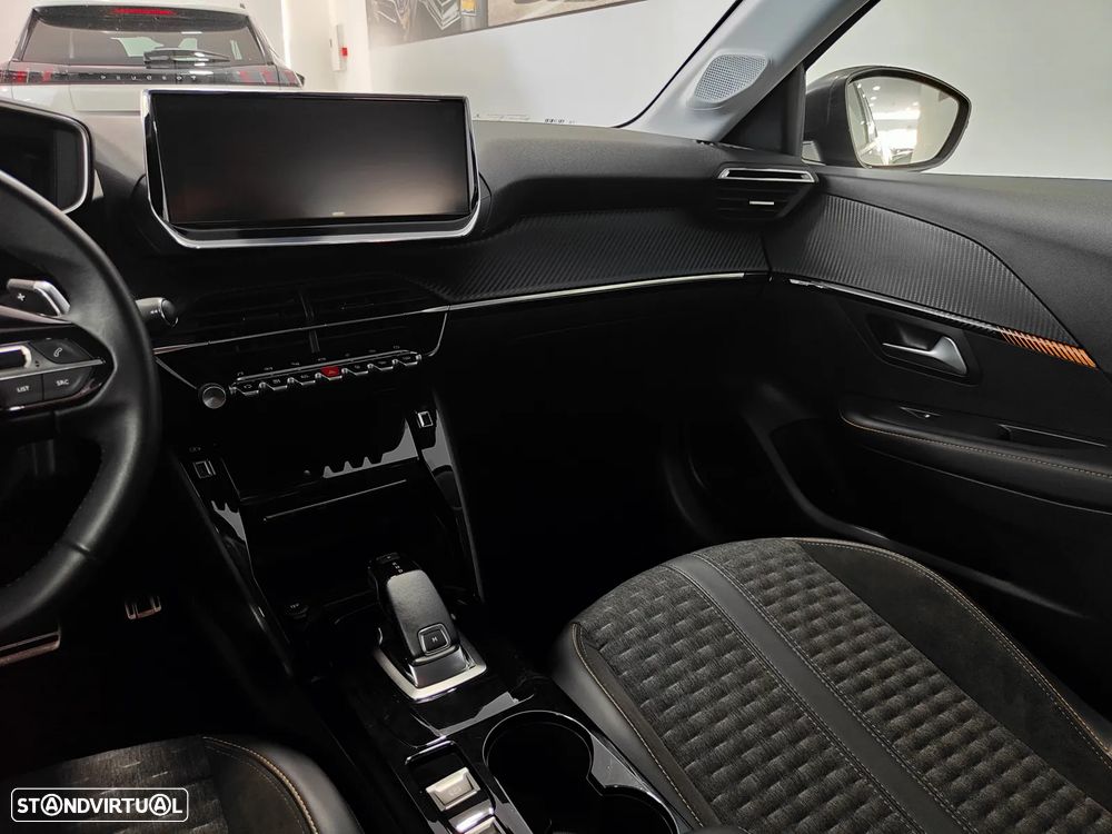 Peugeot 208 1.2 PureTech Allure Pack EAT8 - 44