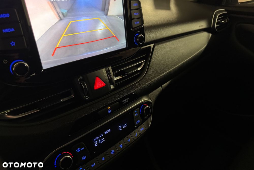Hyundai i30 1.5 DPI Smart - 33