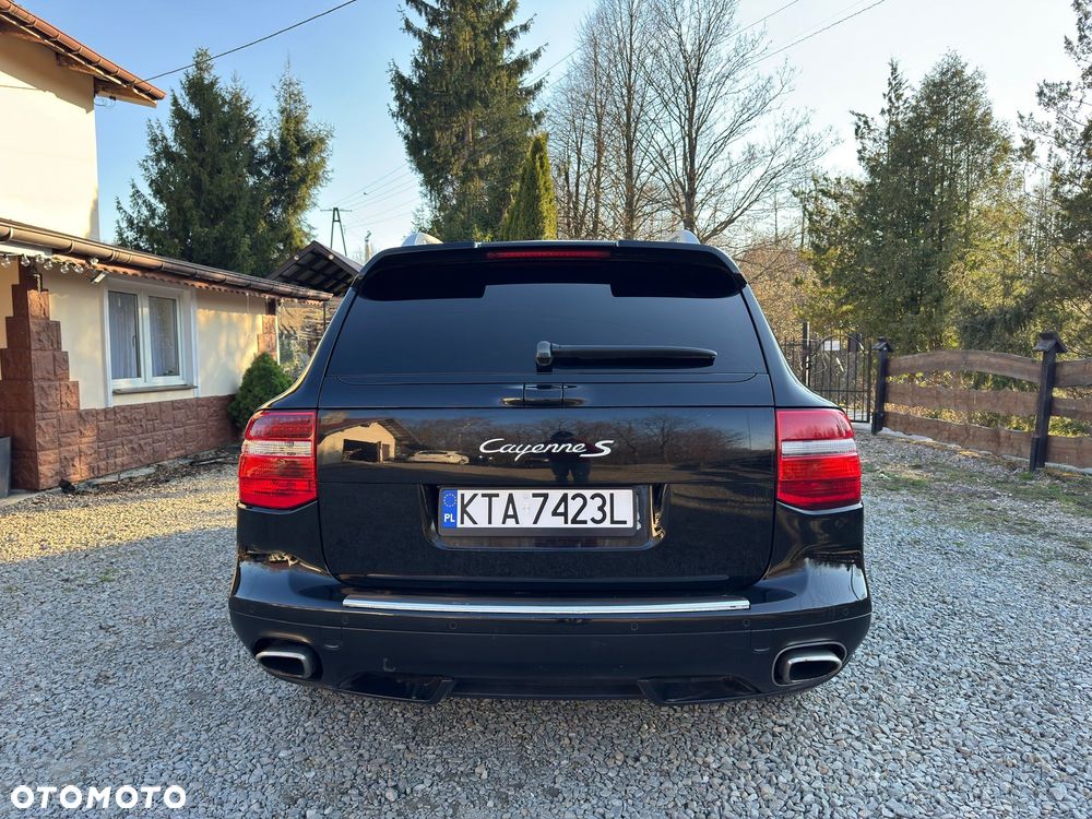 Porsche Cayenne - 3
