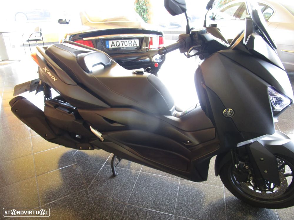 Yamaha X-Max - 4