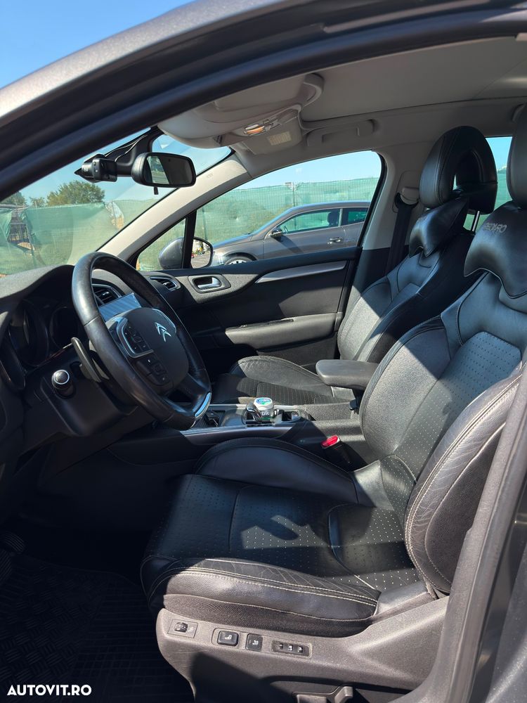 Citroën C4 1.6 e-HDi FAP Exclusive - 9