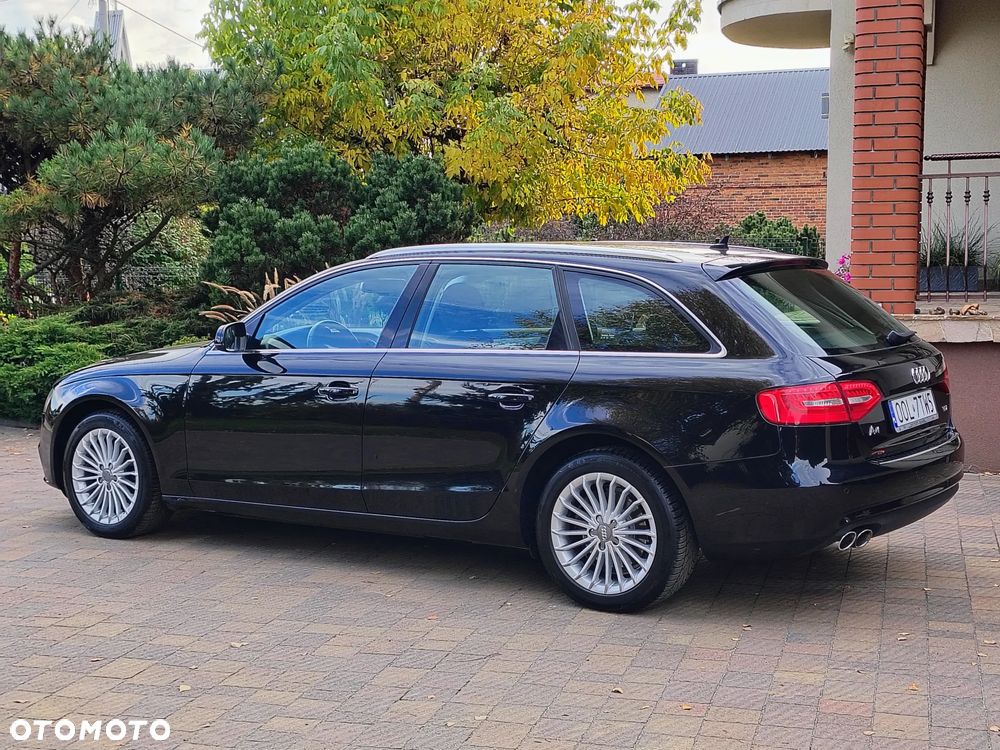 Audi A4 Avant 2.0 TDI DPF Ambiente - 26