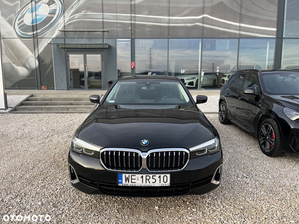 BMW Seria 5 530i GPF xDrive Luxury Line - 2
