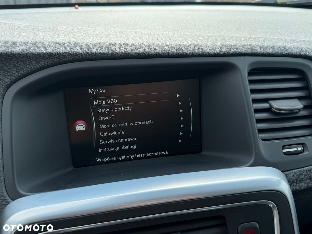 Volvo V60 D4 Drive-E Momentum - 21