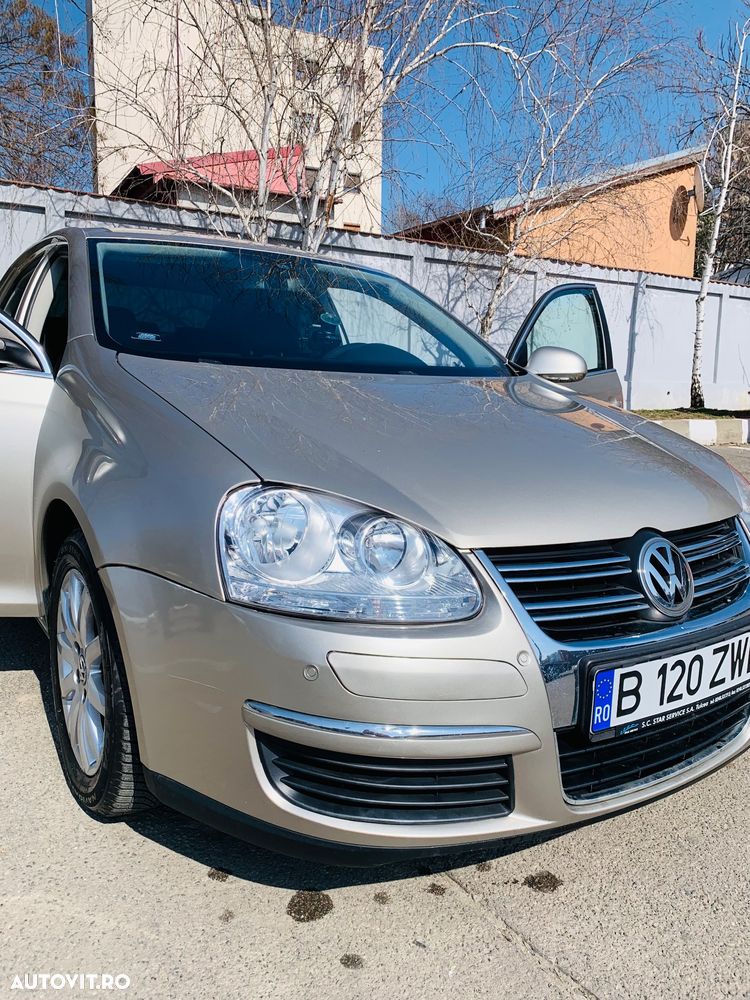 Volkswagen Jetta 1.6 Comfortline - 1