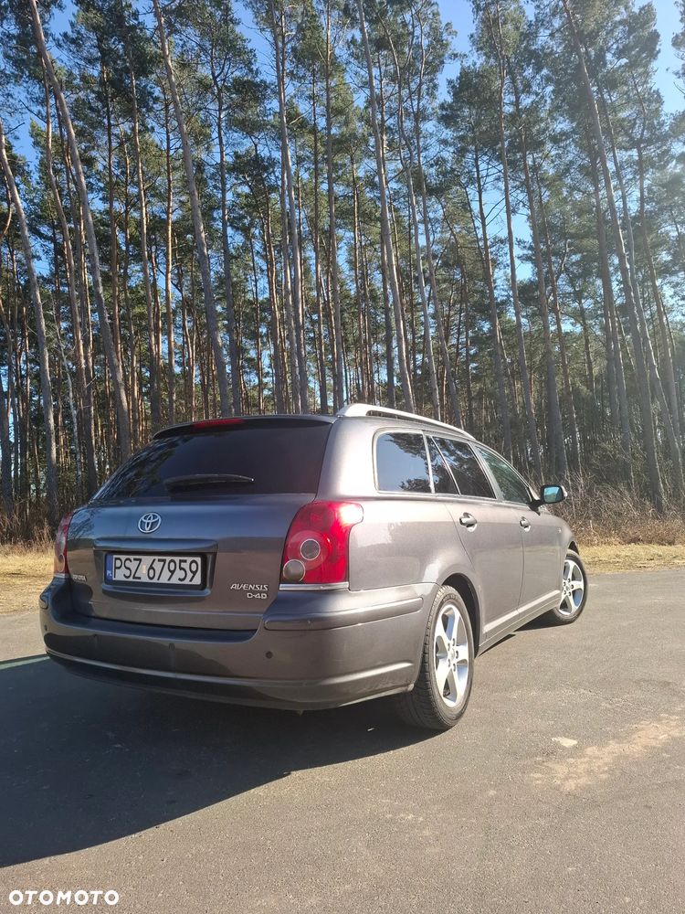 Toyota Avensis 2.2 D-4D Prestige - 6