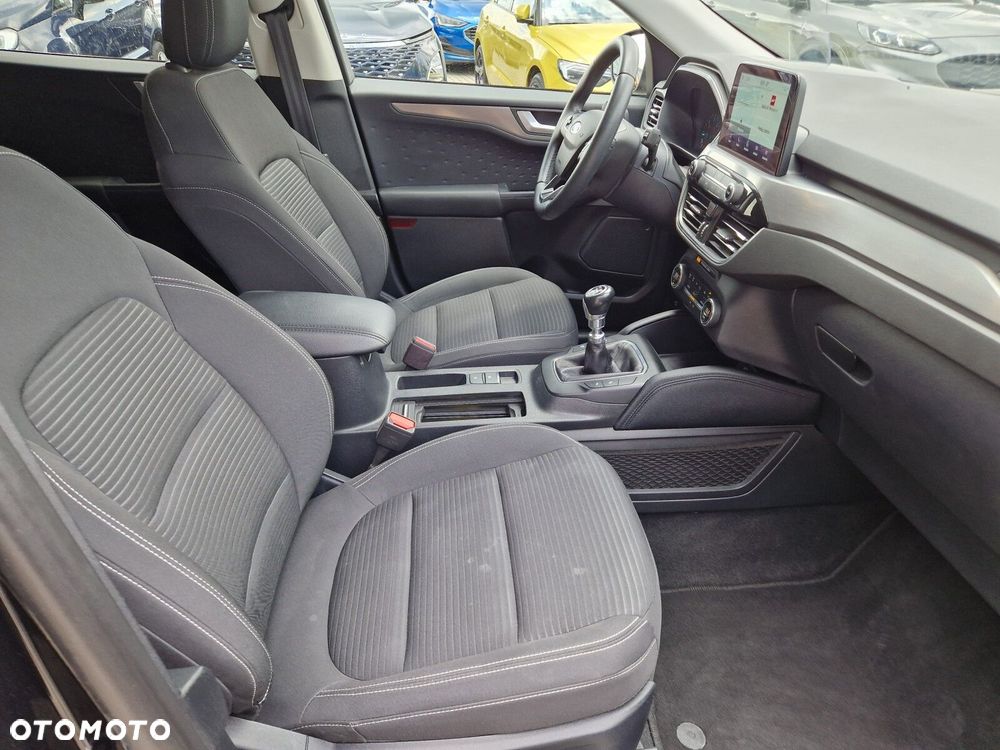 Ford Kuga 2.0 EcoBlue mHEV FWD Titanium - 34