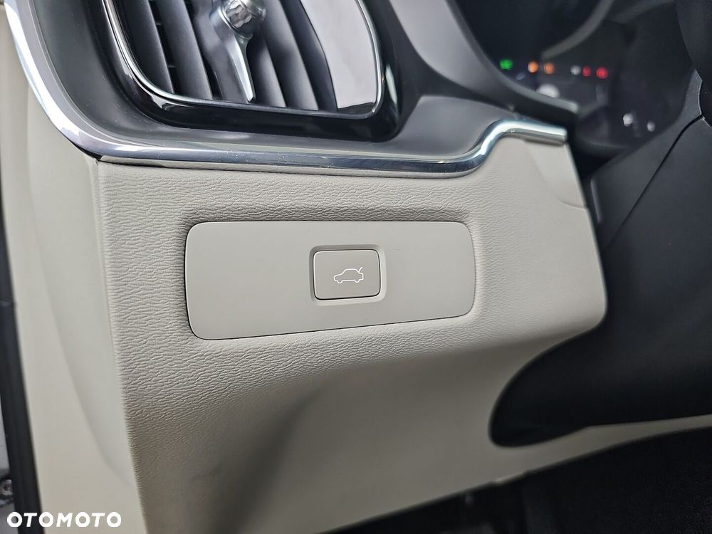 Volvo XC 60 - 13