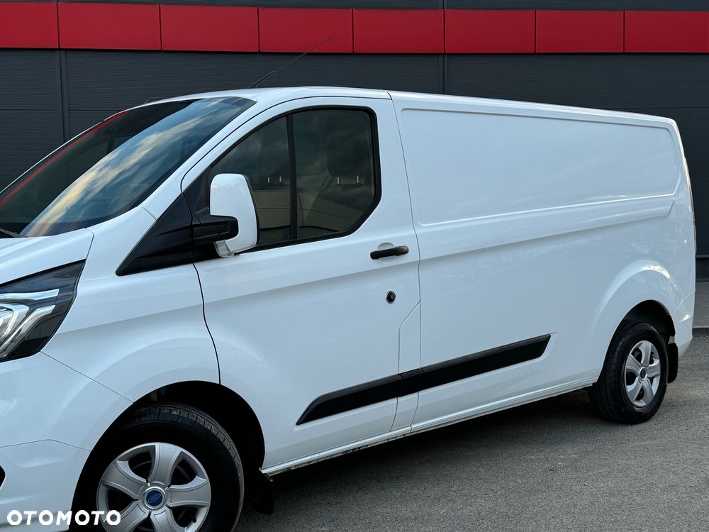 Ford Transit Custom - 13