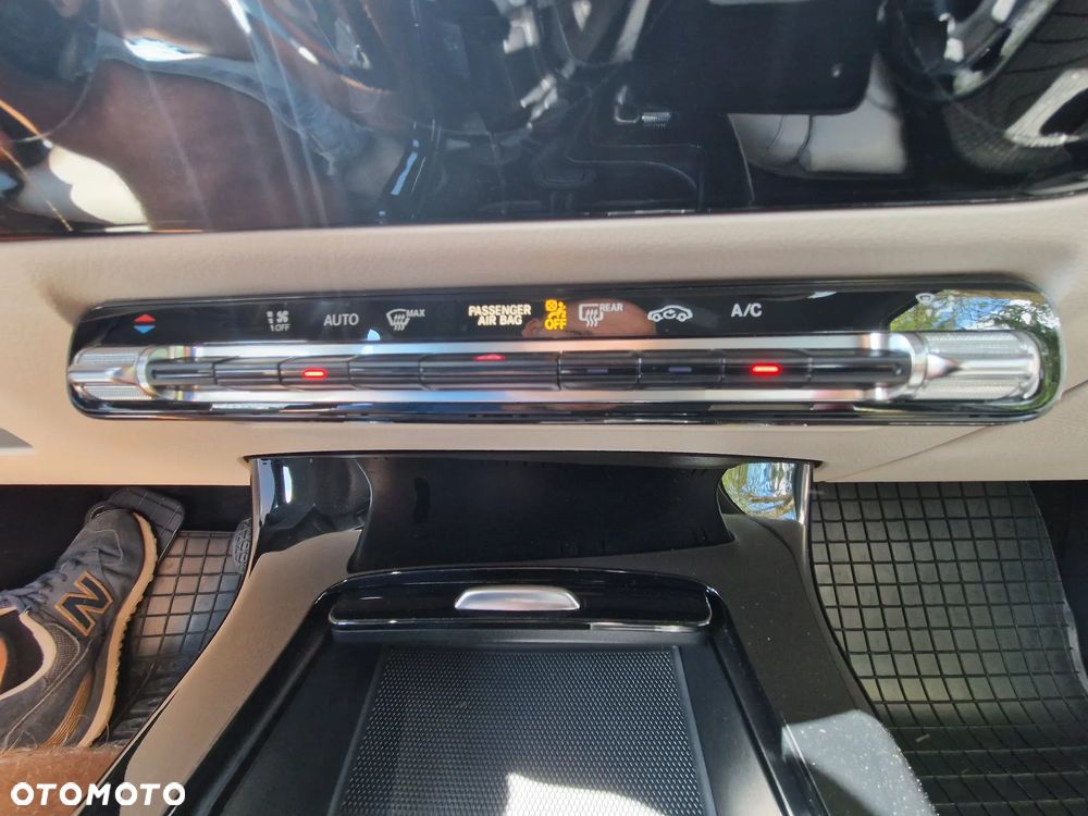 Mercedes-Benz Klasa A 180 Style 7G-DCT - 16